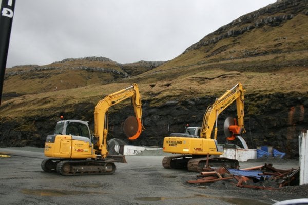 D3S and D5HP diamond rocksaws for cutting basalt in Faroe Islands
